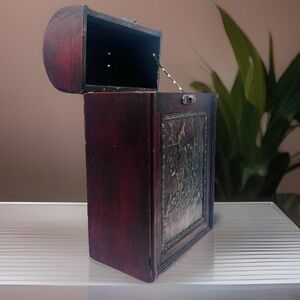 Vintage Embossed Ornate Wood and Brass Double Wine Bottle Box Carrier w/ Handle